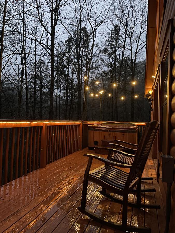 Great Smoky Mountains Cabin!, Secluded, Pet-Kid Friendly! Sevierville Exterior foto