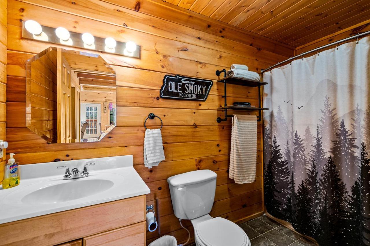 Great Smoky Mountains Cabin!, Secluded, Pet-Kid Friendly! Sevierville Exterior foto