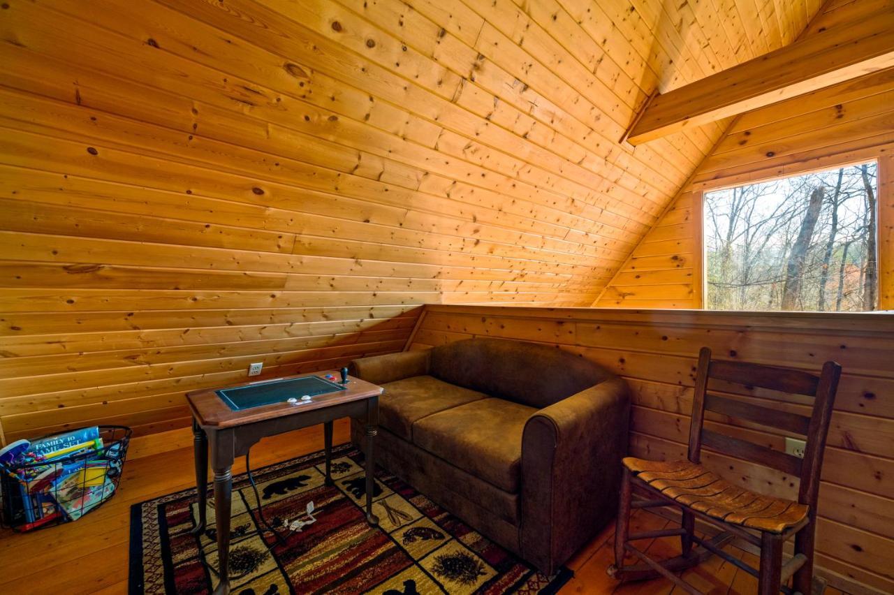 Great Smoky Mountains Cabin!, Secluded, Pet-Kid Friendly! Sevierville Exterior foto