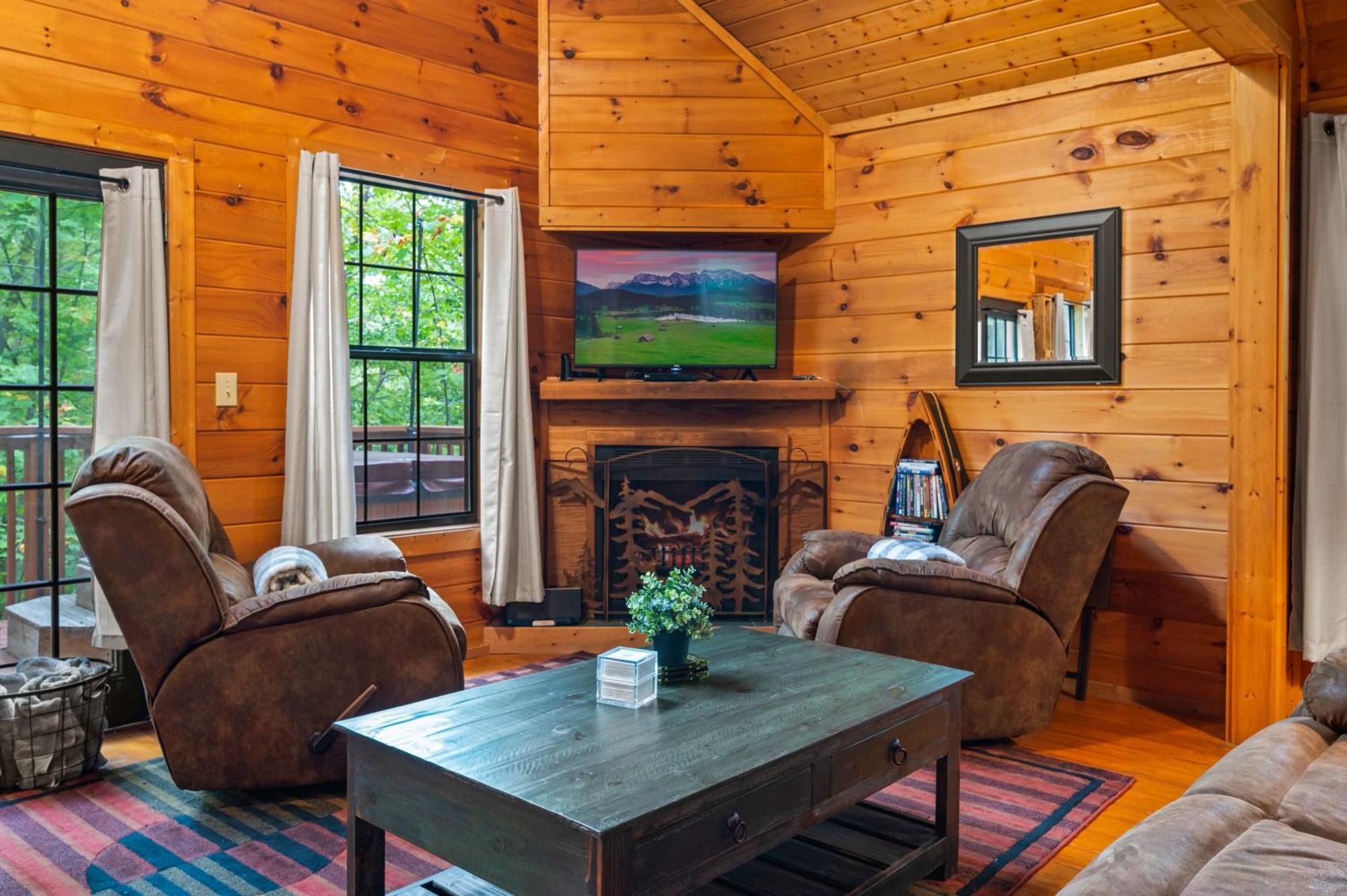 Great Smoky Mountains Cabin!, Secluded, Pet-Kid Friendly! Sevierville Exterior foto